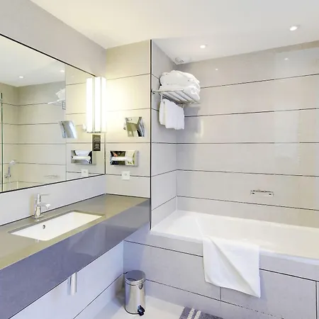 Hotel Balmoral Champs Elysées