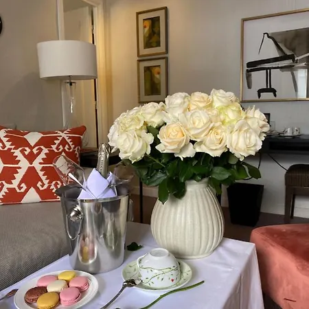 Balmoral Champs Elysées Hotel Parigi