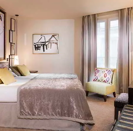 Hotel Balmoral Champs Elysées