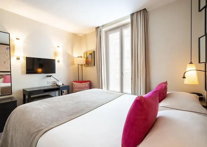 Balmoral Champs Elysées Hotel