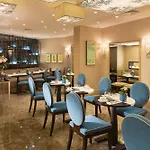 Balmoral Champs Elysees Paris