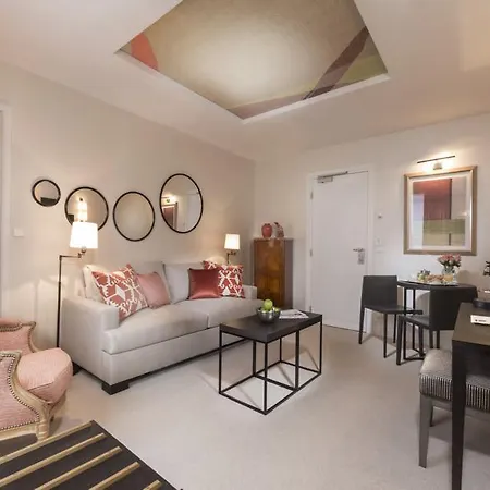 Balmoral Champs Elysees 4*