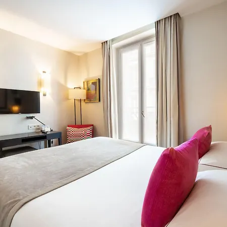 Balmoral Champs Elysees מלון