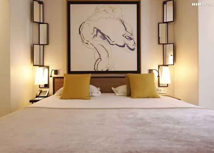 Отель Balmoral Champs Elysees 4*