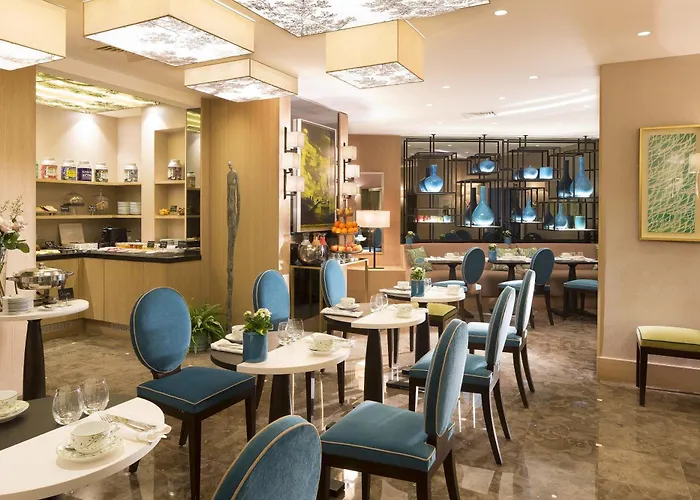 Balmoral Champs Elysees Париж
