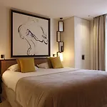 Hotel Balmoral Champs Elysées